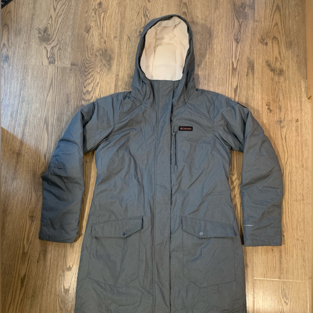 Gray Columbia Women's Suttle Mountain Long Insulated Jacket